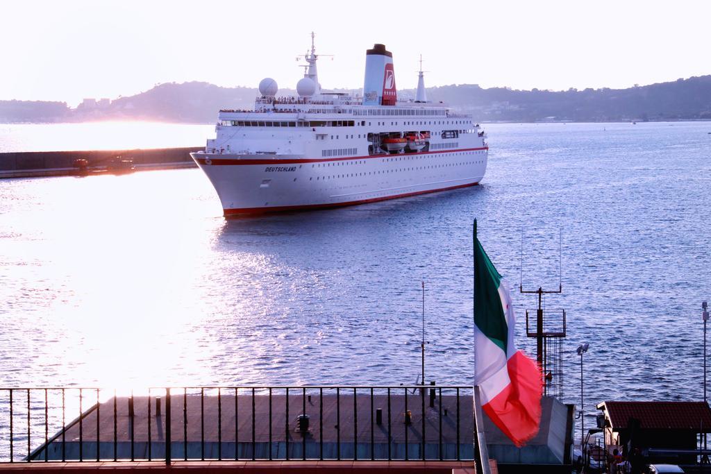 B&B Darsena Bed & Breakfast Pozzuoli